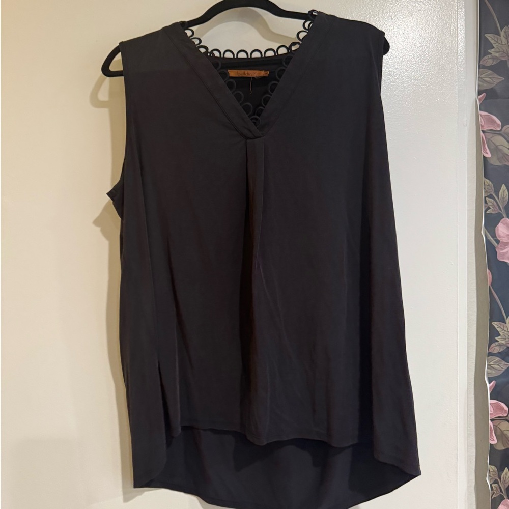 Elegant Black Sleeveless Top